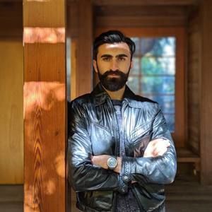 Meet your Posher, İsmet